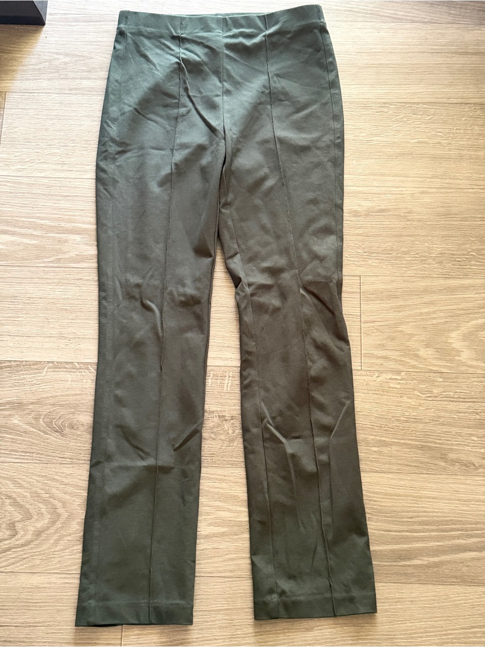 Banana Republic Women’s Olive Straight-Leg Dress Pants